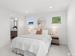 2212 Broadway E, Seattle WA 98102