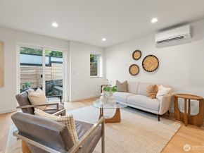 2212 Broadway E, Seattle WA 98102