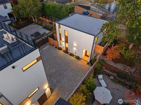 2212 Broadway E, Seattle WA 98102