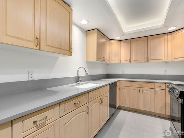 11011 NE 12th Street 405, Bellevue WA 98004