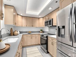 11011 NE 12th Street 405, Bellevue WA 98004