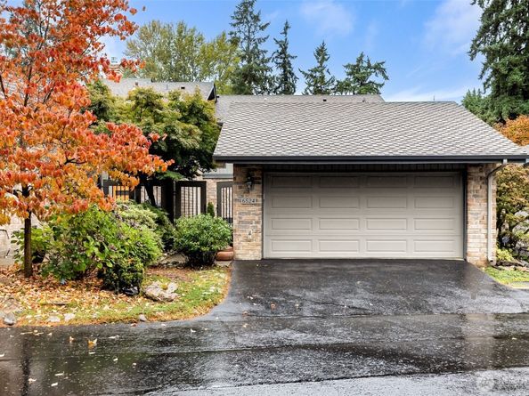 6524 NE 171st Place, Kenmore WA 98028