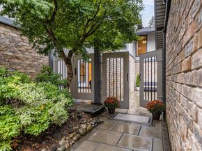 6524 NE 171st Place, Kenmore WA 98028