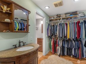 6524 NE 171st Place, Kenmore WA 98028