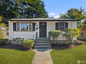 3624 48th Avenue SW, Seattle WA 98116