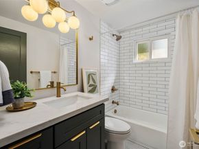 3624 48th Avenue SW, Seattle WA 98116