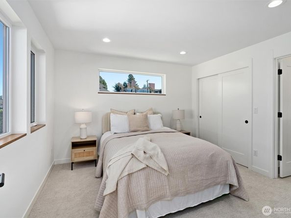 2214 Broadway E B, Seattle WA 98102