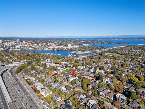 2214 Broadway E B, Seattle WA 98102