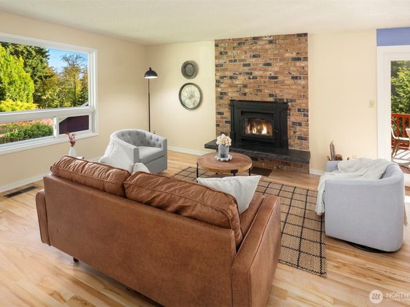 10514 SW 110th Street, Vashon WA 98070