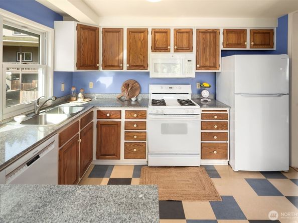 10514 SW 110th Street, Vashon WA 98070