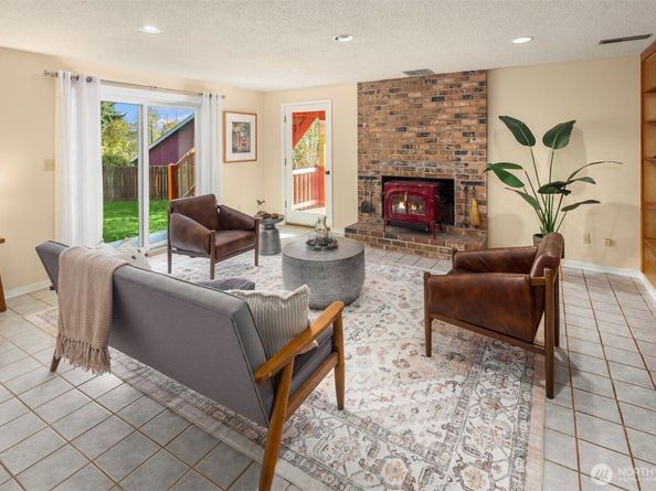 10514 SW 110th Street, Vashon WA 98070