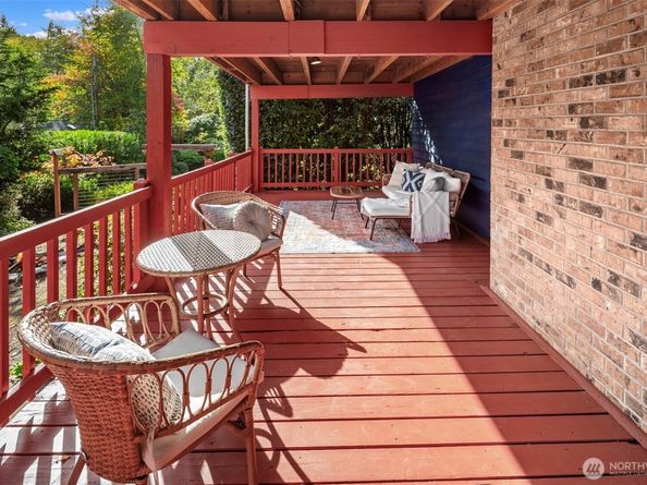 10514 SW 110th Street, Vashon WA 98070