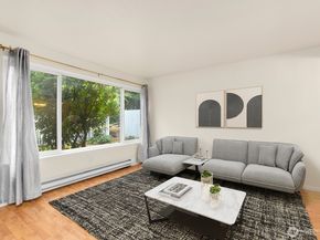 5722 122nd Place SE 235, Bellevue WA 98006