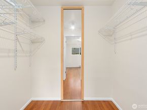 5722 122nd Place SE 235, Bellevue WA 98006