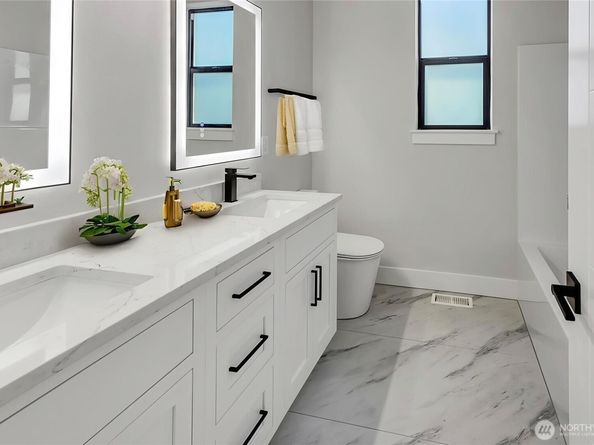 3928 214th Place SE A, Bothell WA 98021