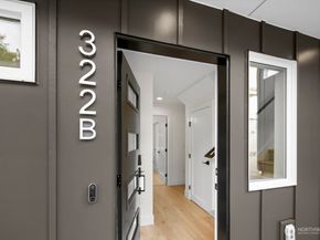 322 B N 84th Street, Seattle WA 98103