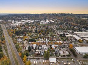 546 S Cloverdale Street D, Seattle WA 98108