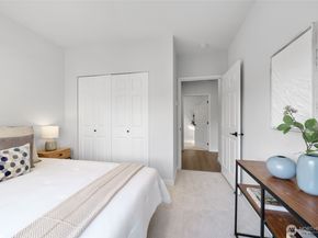 3221 SW Avalon Way 207, Seattle WA 98126