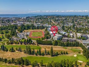 3221 SW Avalon Way 207, Seattle WA 98126