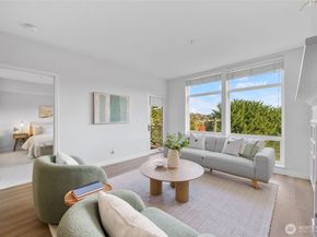 3221 SW Avalon Way 207, Seattle WA 98126