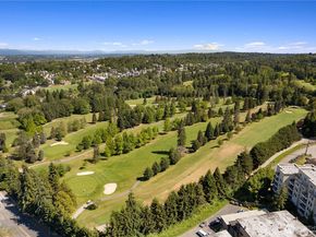 3221 SW Avalon Way 207, Seattle WA 98126