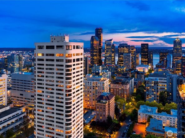1301 Spring Street PH32, Seattle WA 98104