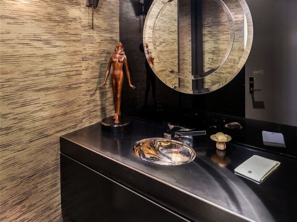 1301 Spring Street PH32, Seattle WA 98104