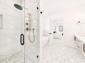 2810 & 2808 E Howell St, Seattle WA 98122