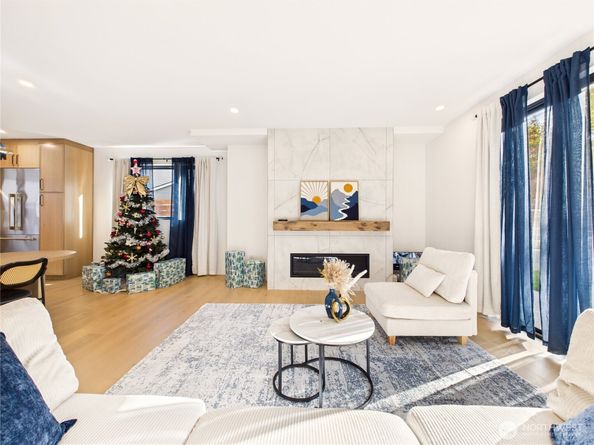 2810 & 2808 E Howell St, Seattle WA 98122