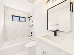 2810 & 2808 E Howell St, Seattle WA 98122