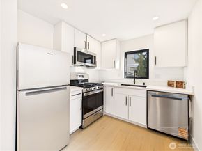 2810 & 2808 E Howell St, Seattle WA 98122