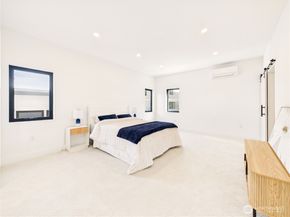 2810 & 2808 E Howell St, Seattle WA 98122