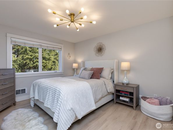 2830 NW 56th Street 306, Seattle WA 98107
