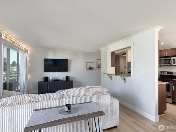 2830 NW 56th Street 306, Seattle WA 98107