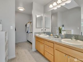 29929 49th Lane S 20, Auburn WA 98001