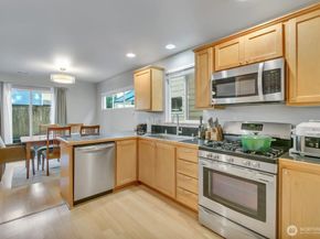 29929 49th Lane S 20, Auburn WA 98001