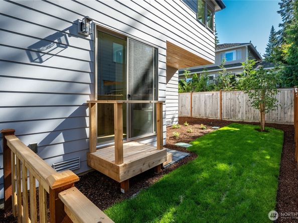 12919 NE 78th Place, Kirkland WA 98033