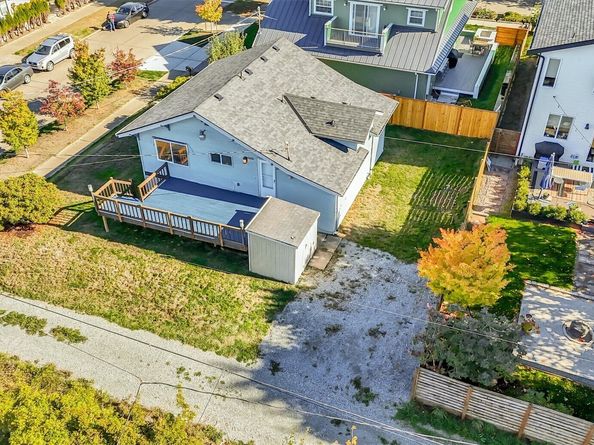 1709 SW Cloverdale Street, Seattle WA 98106