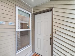 200 Mt Park Boulevard SW A204, Issaquah WA 98027