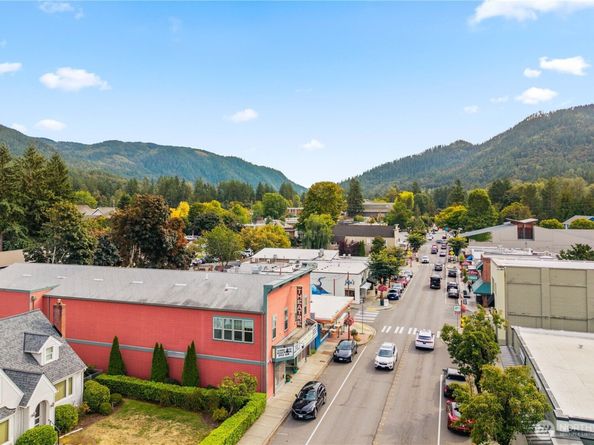 200 Mt Park Boulevard SW A204, Issaquah WA 98027