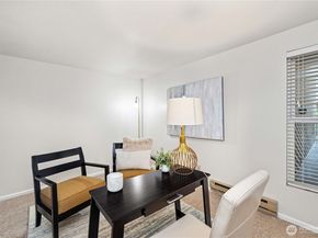 200 Mt Park Boulevard SW A204, Issaquah WA 98027