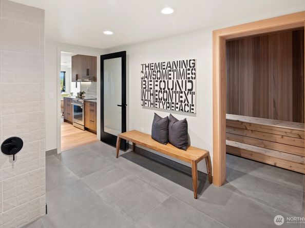 3856 Cascadia Avenue S, Seattle WA 98118