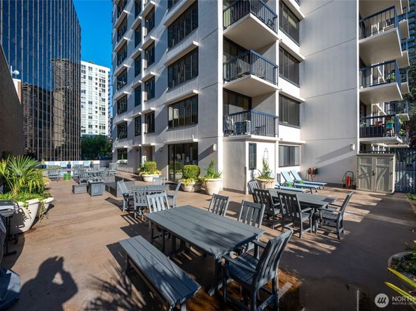 2100 3rd Avenue 1503, Seattle WA 98121