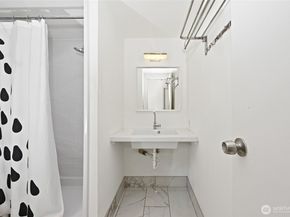 2100 3rd Avenue 1503, Seattle WA 98121