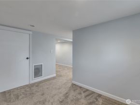 13203 10th Avenue S, Burien WA 98168