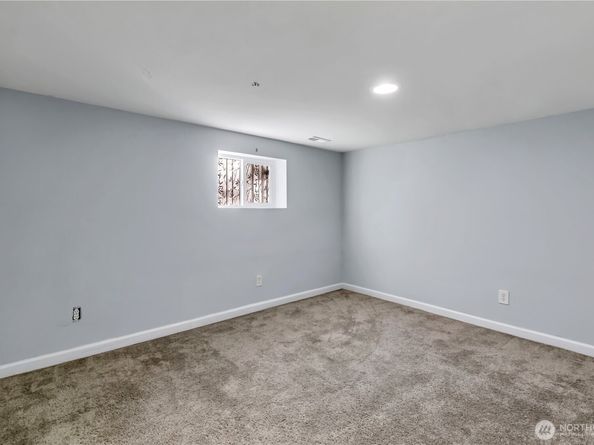 13203 10th Avenue S, Burien WA 98168