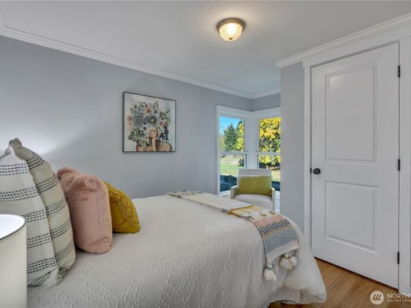 13203 10th Avenue S, Burien WA 98168