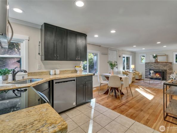 13203 10th Avenue S, Burien WA 98168