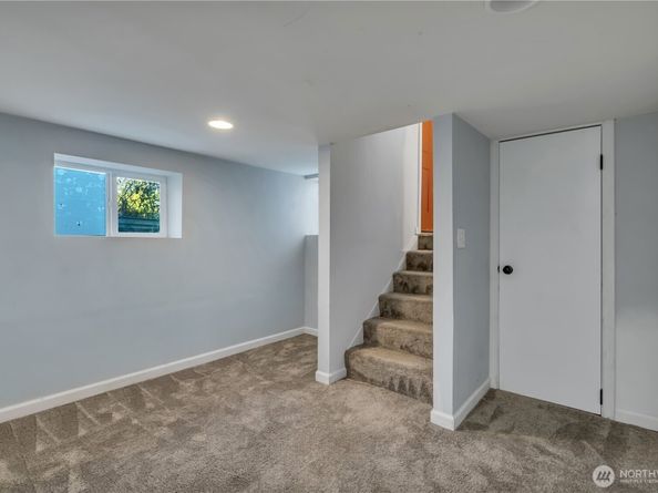 13203 10th Avenue S, Burien WA 98168