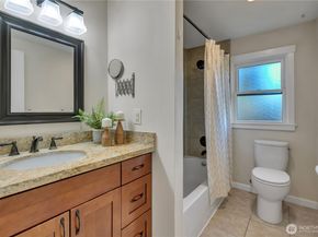 13203 10th Avenue S, Burien WA 98168